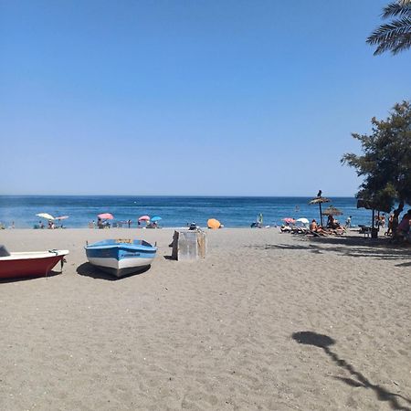 Beachfront Penthouse 3 Double Bedrooms, 2 Bathrooms 圣路易斯·德·萨比尼尔 外观 照片