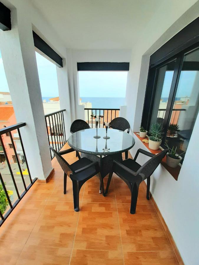 Beachfront Penthouse 3 Double Bedrooms, 2 Bathrooms 圣路易斯·德·萨比尼尔 外观 照片