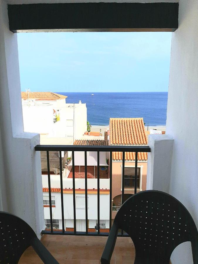 Beachfront Penthouse 3 Double Bedrooms, 2 Bathrooms 圣路易斯·德·萨比尼尔 外观 照片